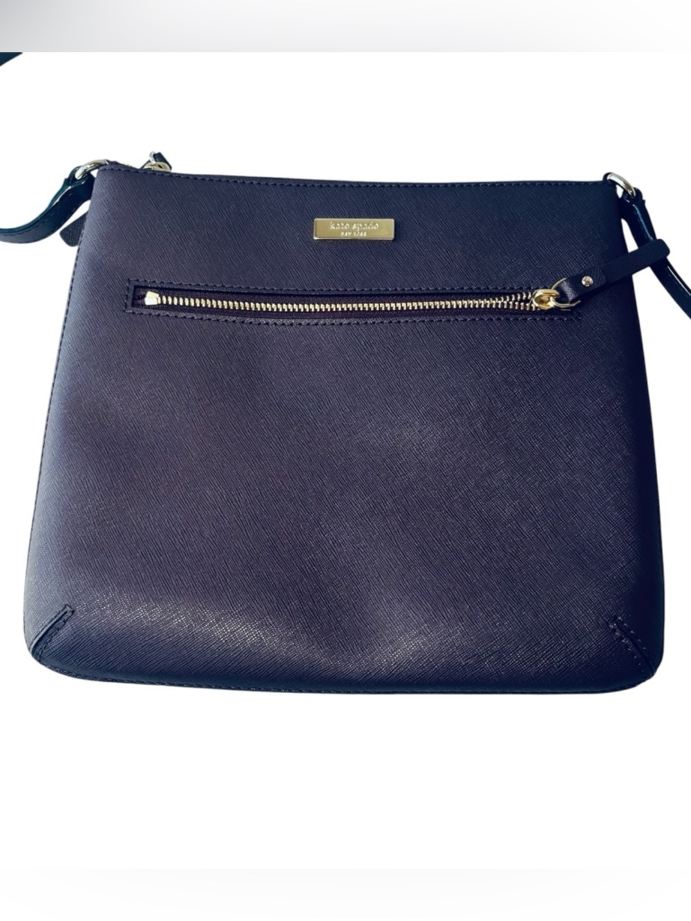Kate Spade Mahogany Laurel Way
Rima Crossbody | Deep Purple
Textured NWOT